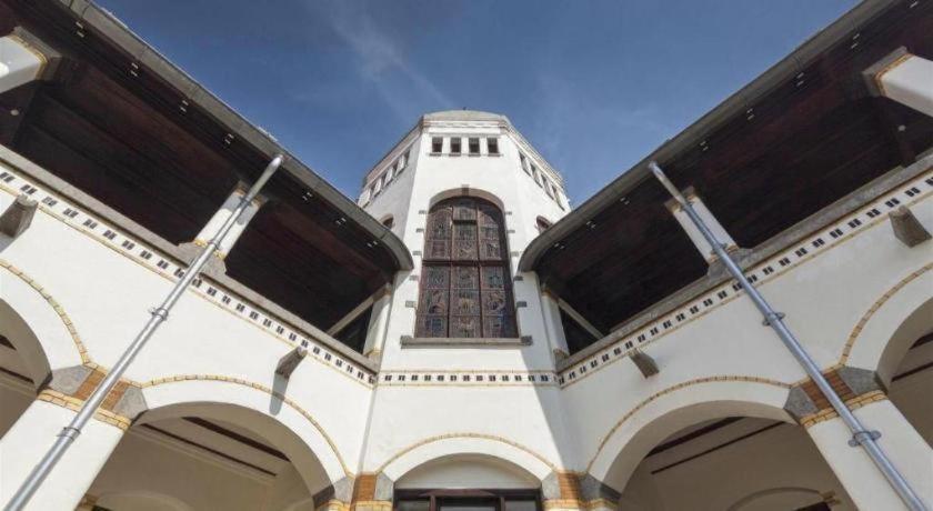 New Mira Hotel Semarang Luaran gambar