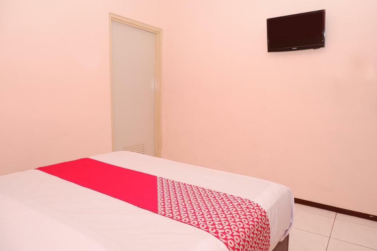 New Mira Hotel Semarang Luaran gambar