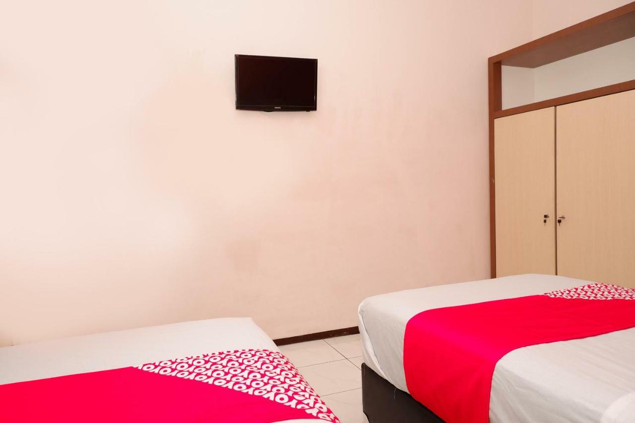 New Mira Hotel Semarang Luaran gambar