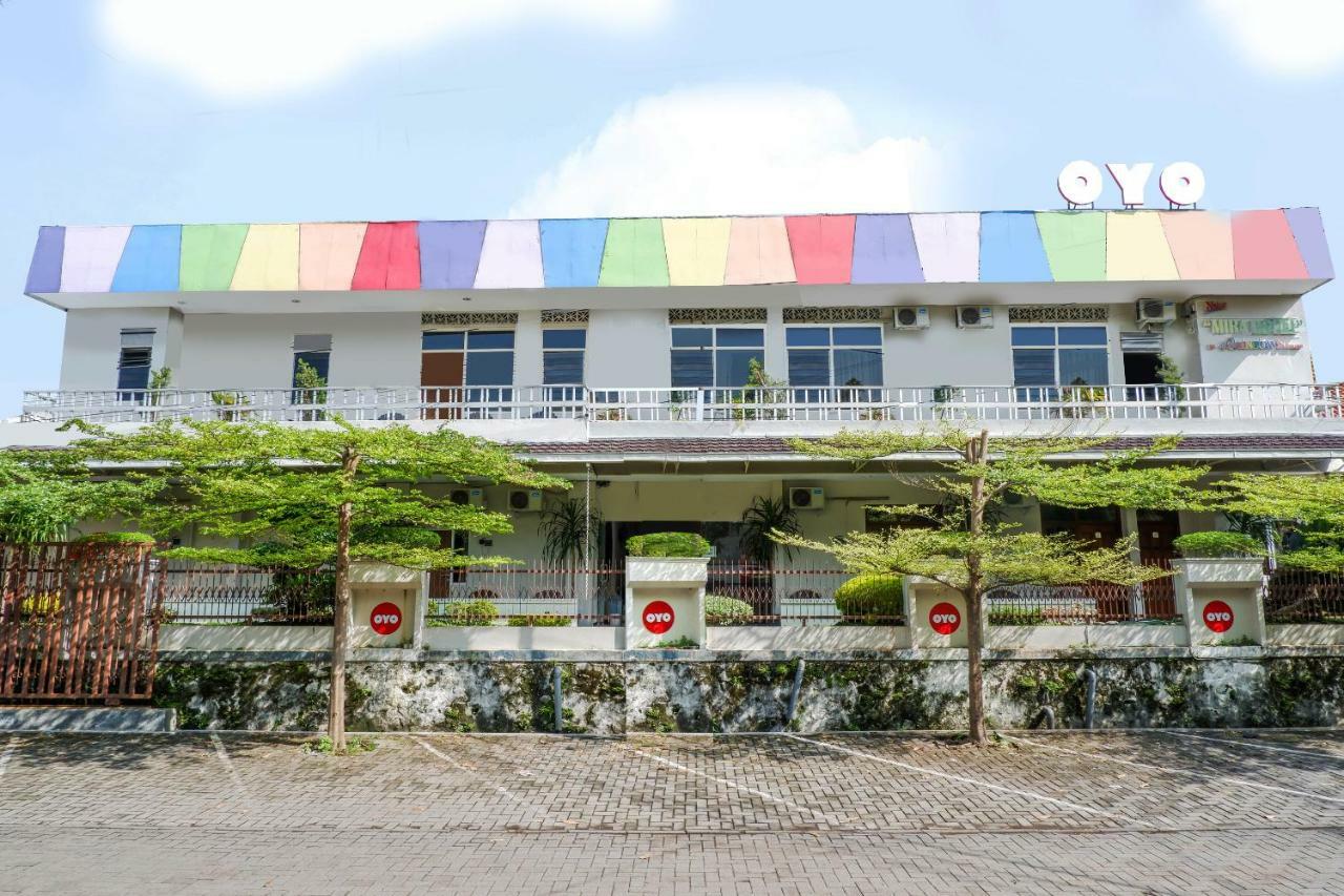 New Mira Hotel Semarang Luaran gambar