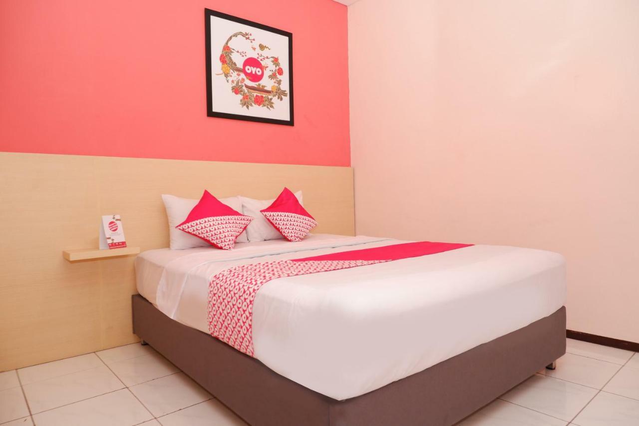 New Mira Hotel Semarang Luaran gambar